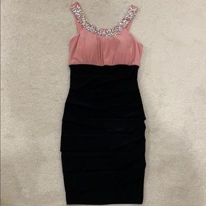 Beautiful Neckline Dress